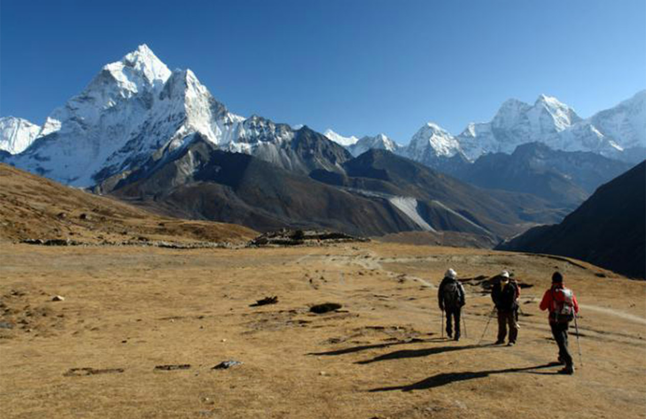Gay Trekking in Nepal